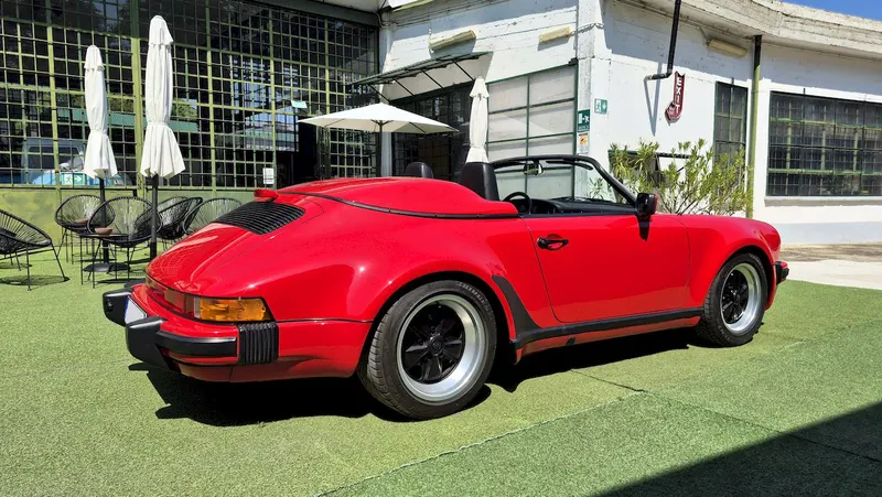 Porsche 911 Speedster 3.2 13