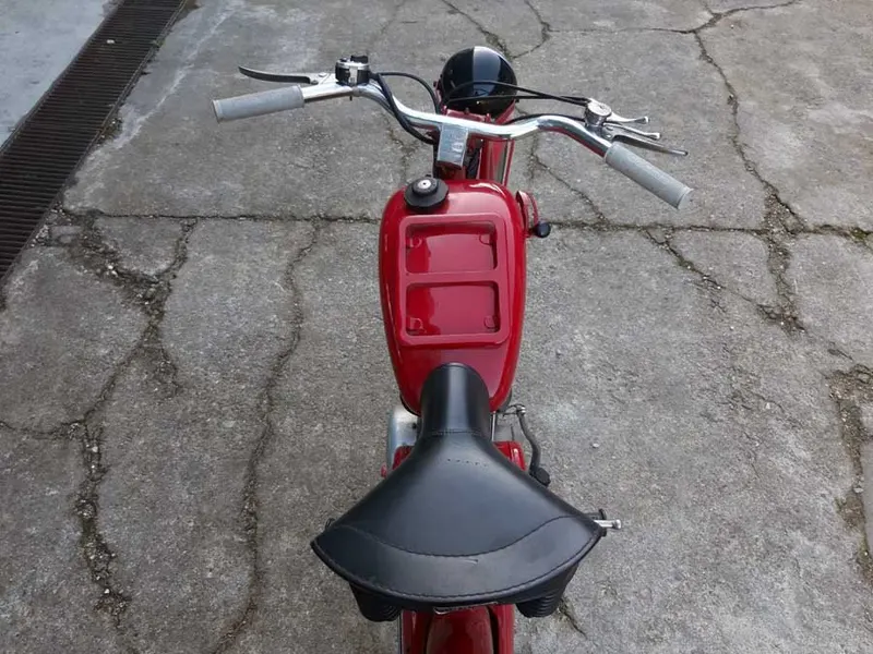Guzzino “Guzzino” Motoleggera 65 Tipo A 10