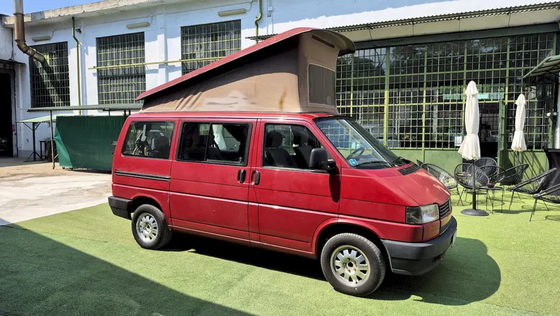 Volkswagen T4 California 2.4 D 11