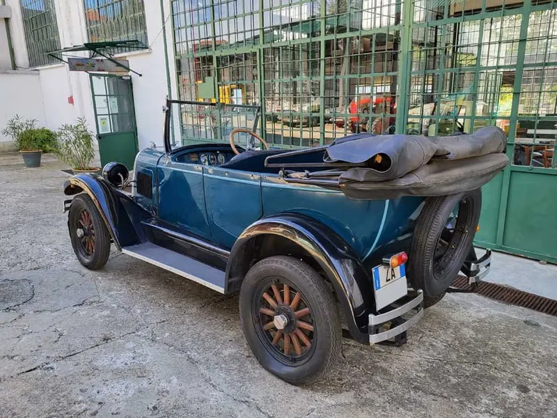 Overland Willys-Overland Whippet Touring 11