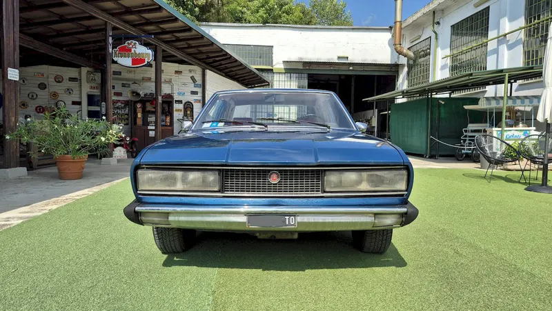 Fiat 130 Coupé 8
