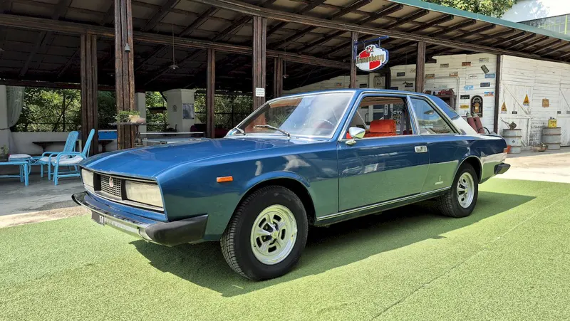 Fiat 130 Coupé 2