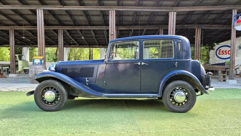 Lancia Augusta 4