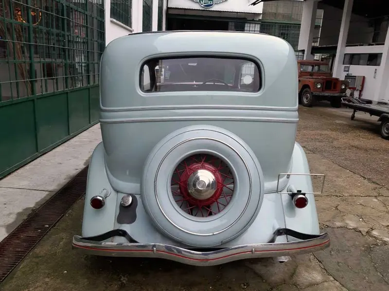 Ford Model B Model B Sedan 11