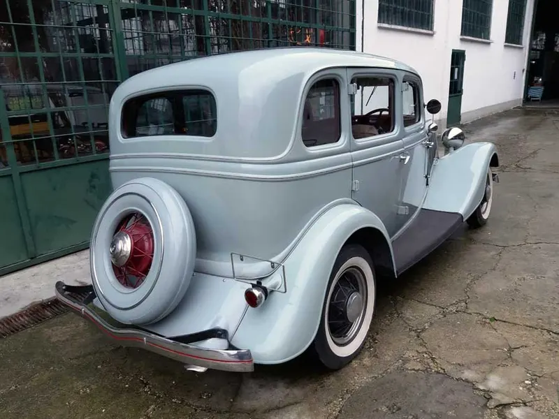 Ford Model B Model B Sedan 12