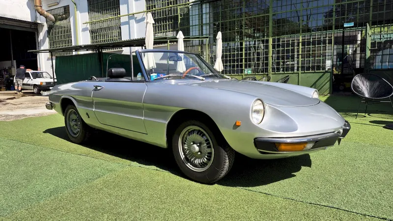 Alfa Romeo Spider 1300 10