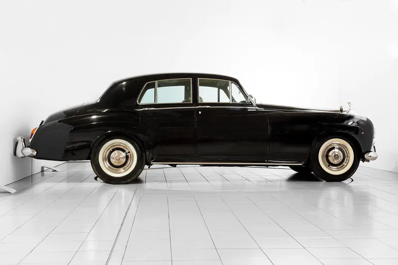 Silver Cloud III 8