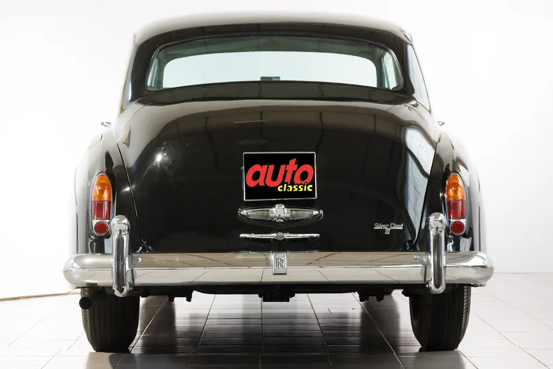Silver Cloud III 6