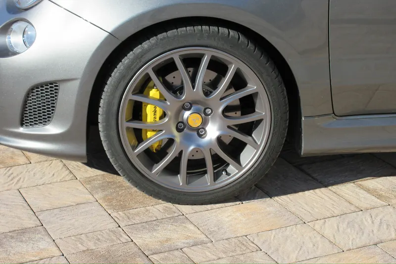 Abarth 595 Competizione 180 CV 10