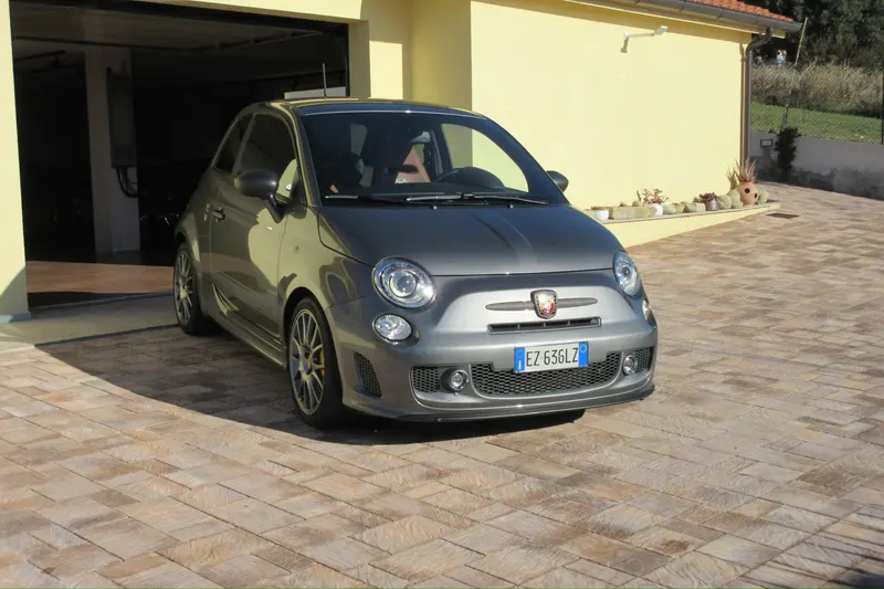 Abarth 595 Competizione 180 CV 6