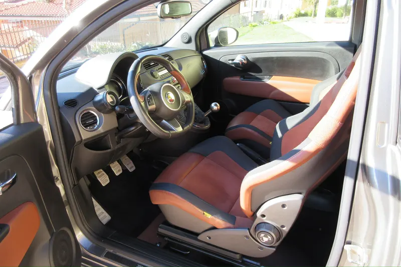 Abarth 595 Competizione 180 CV 12