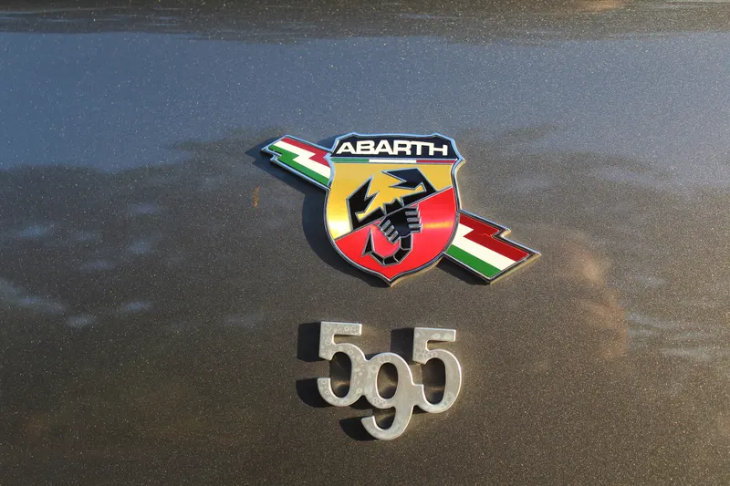 Abarth 595 Competizione 180 CV 25