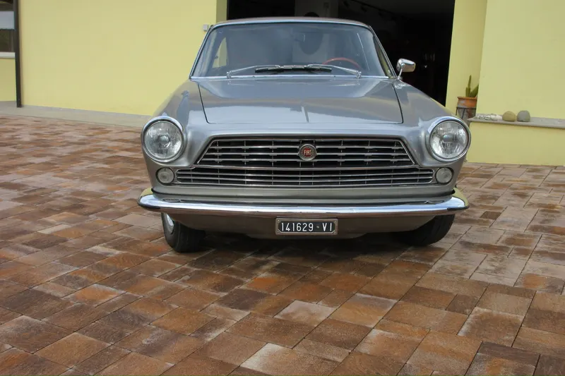 Fiat 2300 S seconda serie 4