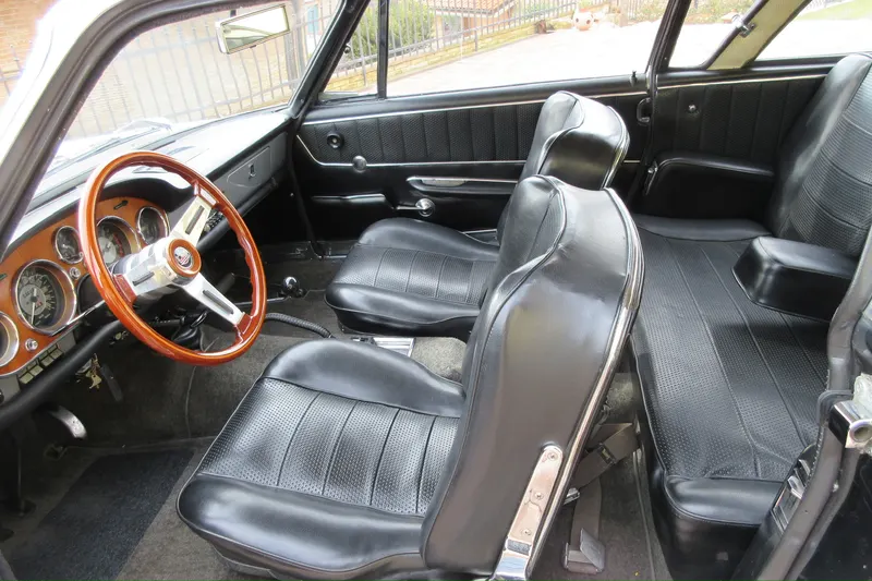 Fiat 2300 S seconda serie 11