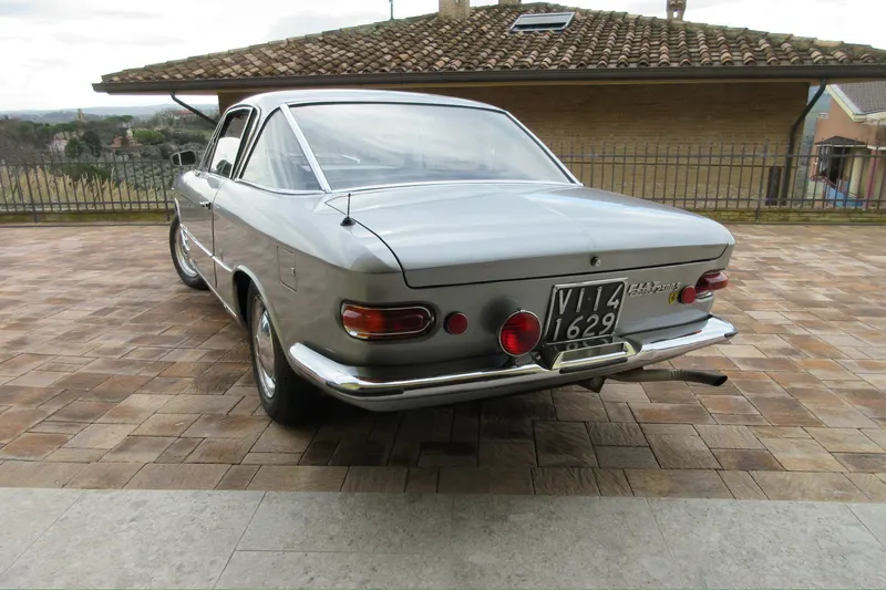 Fiat 2300 S seconda serie 9