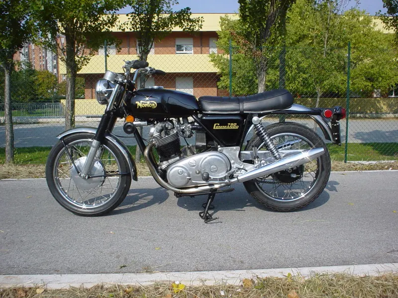 Commando Roadster 1971 2