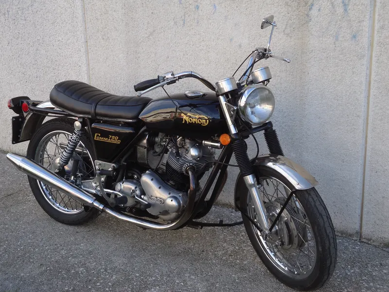 Commando Roadster 1971 18