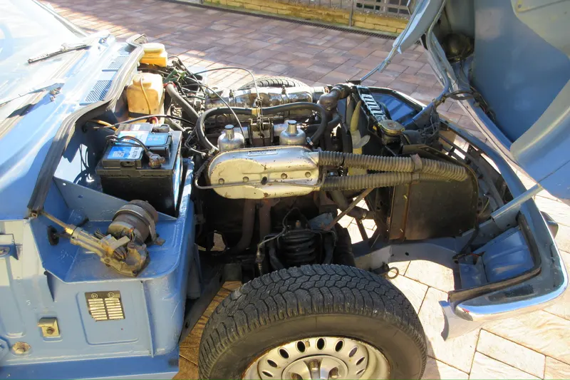 Triumph Spitfire 1500 13