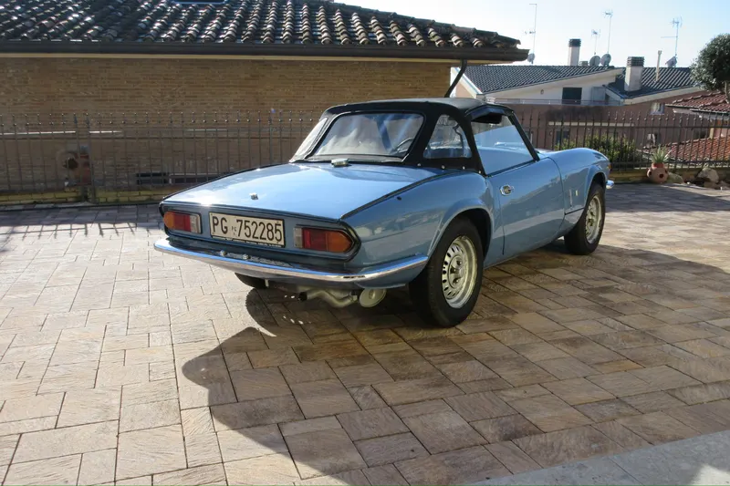 Triumph Spitfire 1500 6