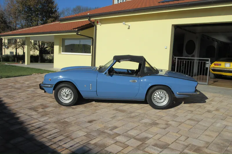 Triumph Spitfire 1500 8
