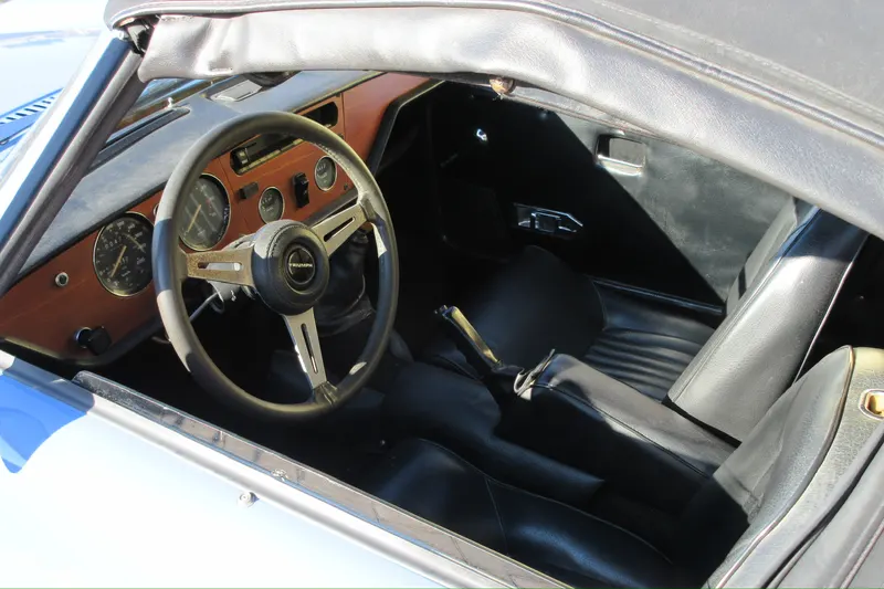 Triumph Spitfire 1500 9