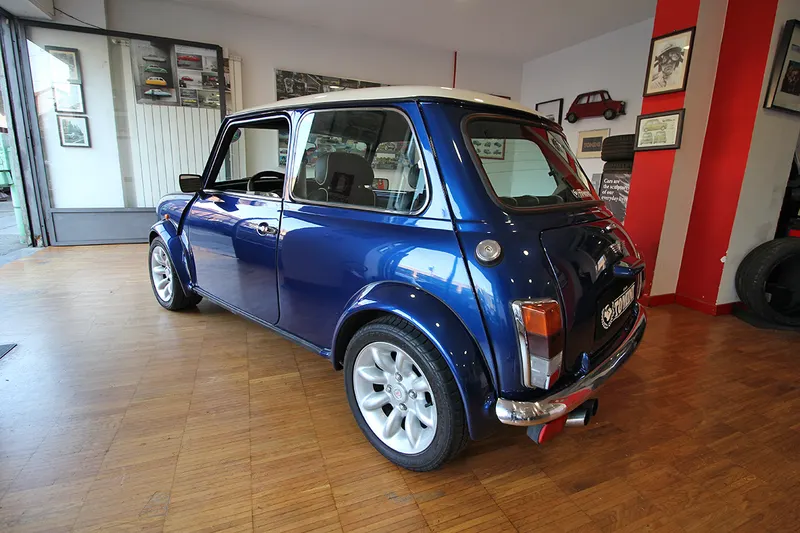 Mini Cooper Sports Pack Limited Edition MK7 11