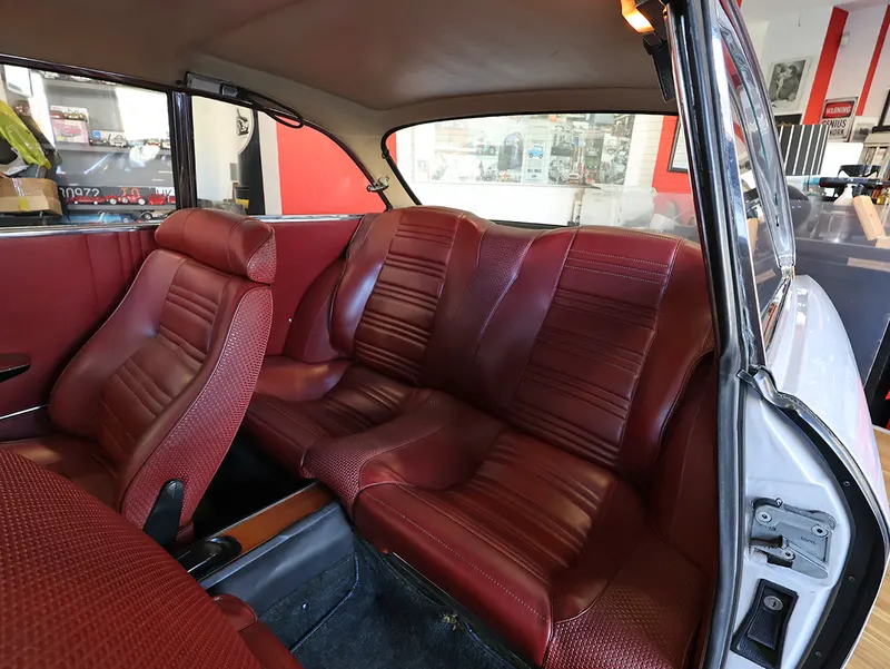 Alfa Romeo 1750 GT Veloce 33