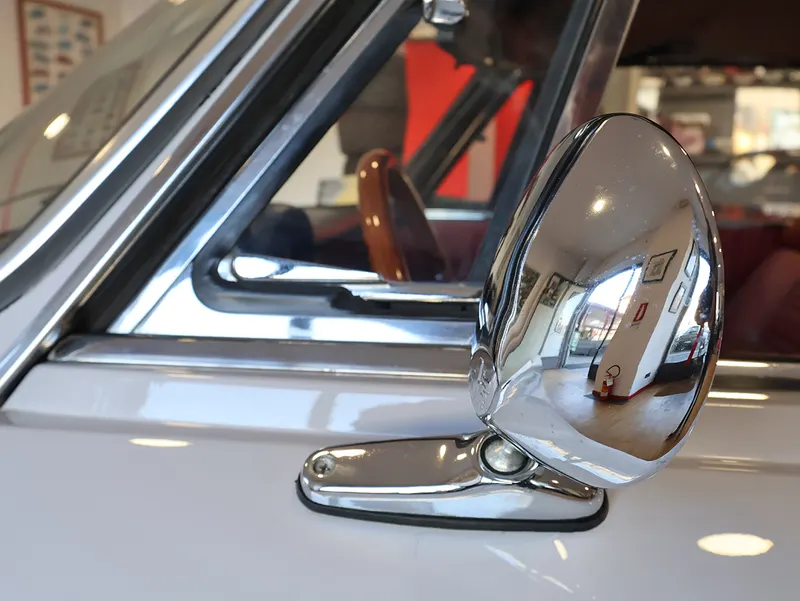 Alfa Romeo 1750 GT Veloce 25