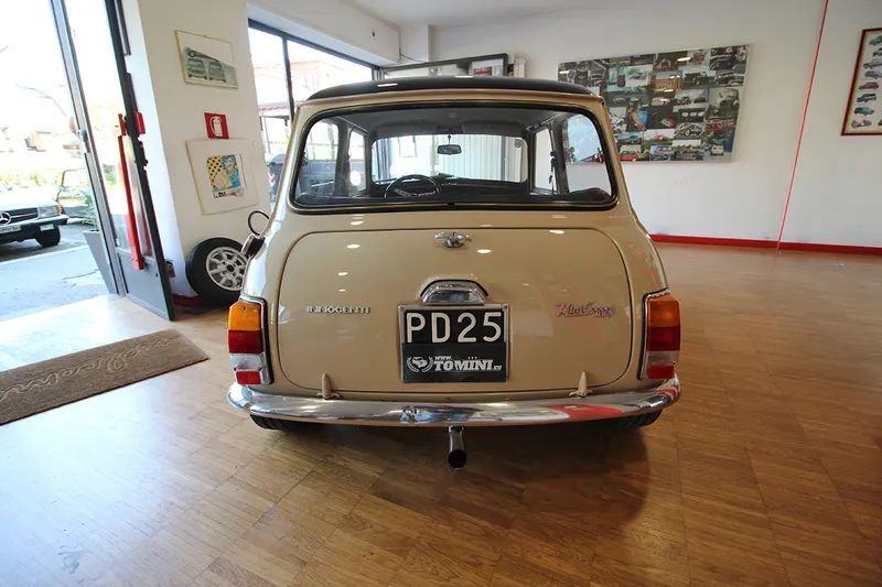 Mini Cooper 1000 MK3 “Vetrone” B39/1 9