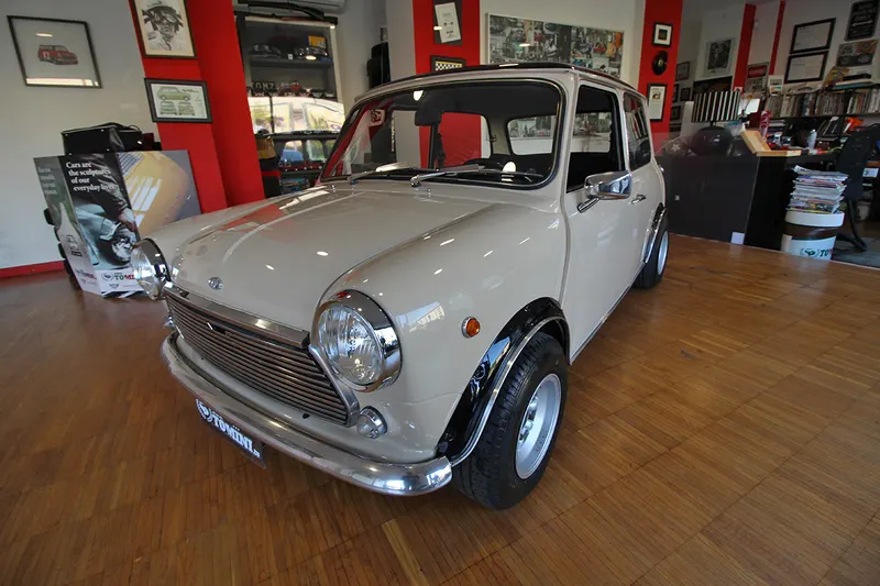 Mini Cooper 1000 MK3 “Vetrone” B39/1 11