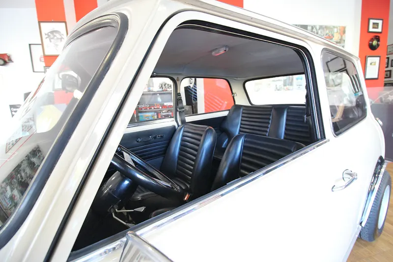 Mini Cooper 1000 MK3 “Vetrone” B39/1 24