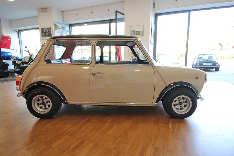 Mini Cooper 1000 MK3 “Vetrone” B39/1 7