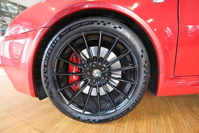 Alfa Romeo 147 GTA 21
