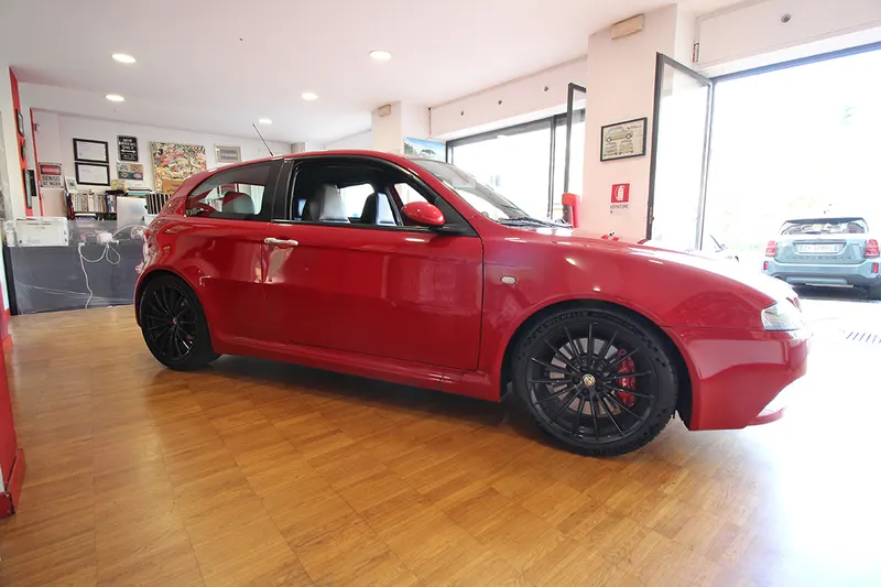 Alfa Romeo 147 GTA 5