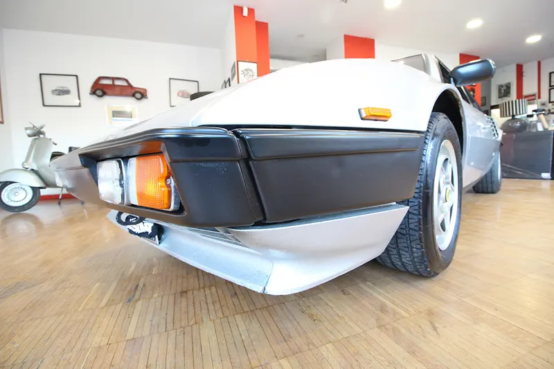 Ferrari Mondial Quattrovalvole 17