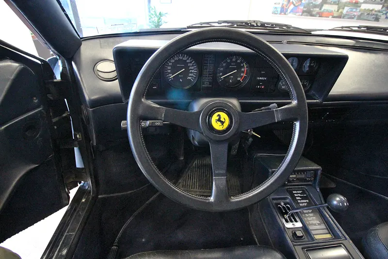 Ferrari Mondial Quattrovalvole 37
