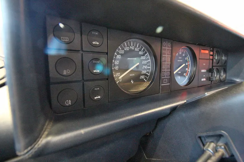 Ferrari Mondial Quattrovalvole 39