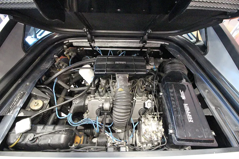 Ferrari Mondial Quattrovalvole 51