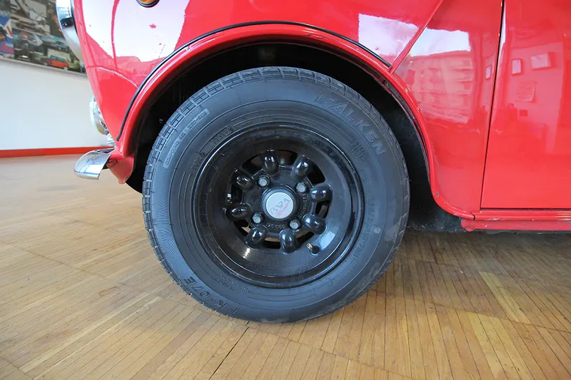 Mini Cooper 1300 tipo B 39/7 MK3 18