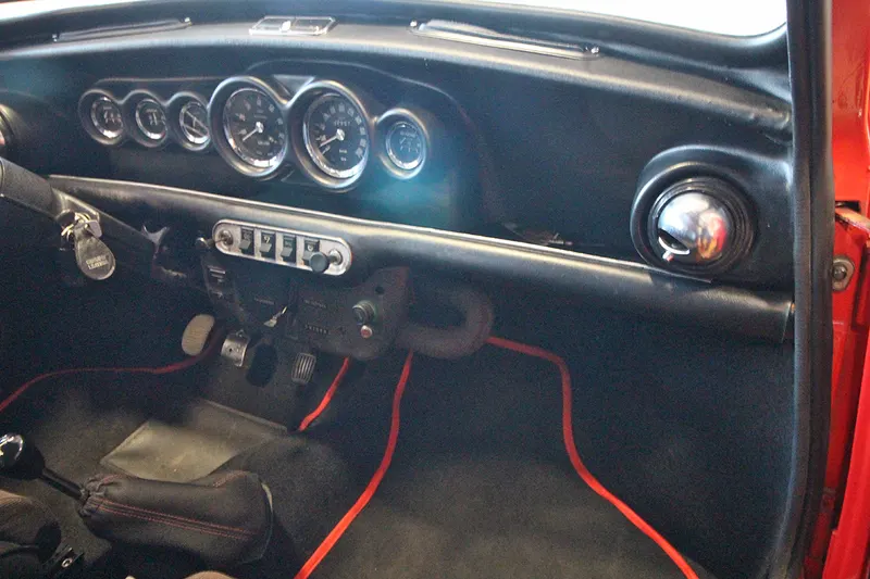 Mini Cooper 1300 tipo B 39/7 MK3 35