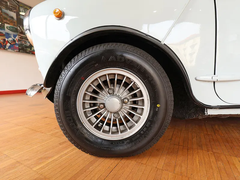 Mini Cooper 1000 13