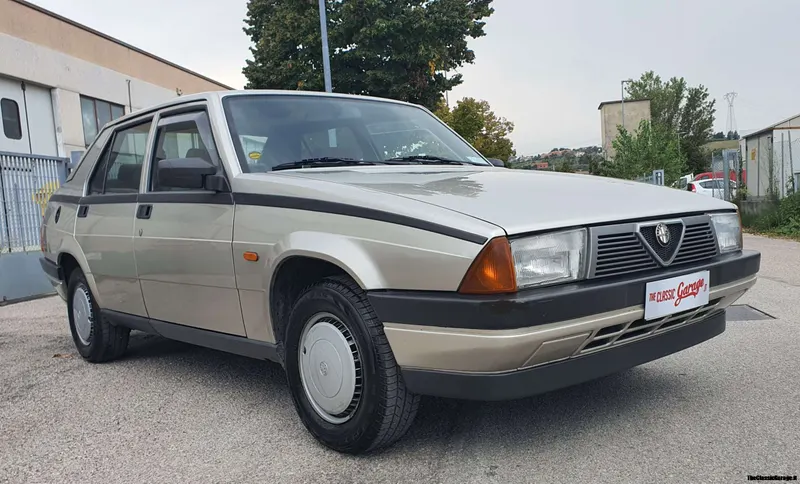Alfa Romeo 75 1.6 Carburatori 23