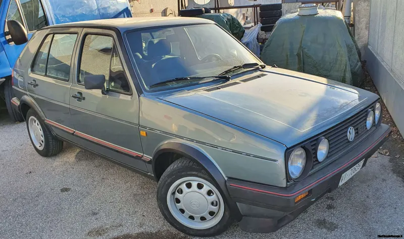 Volkswagen Golf 1.8 GTI 5p mk2 25