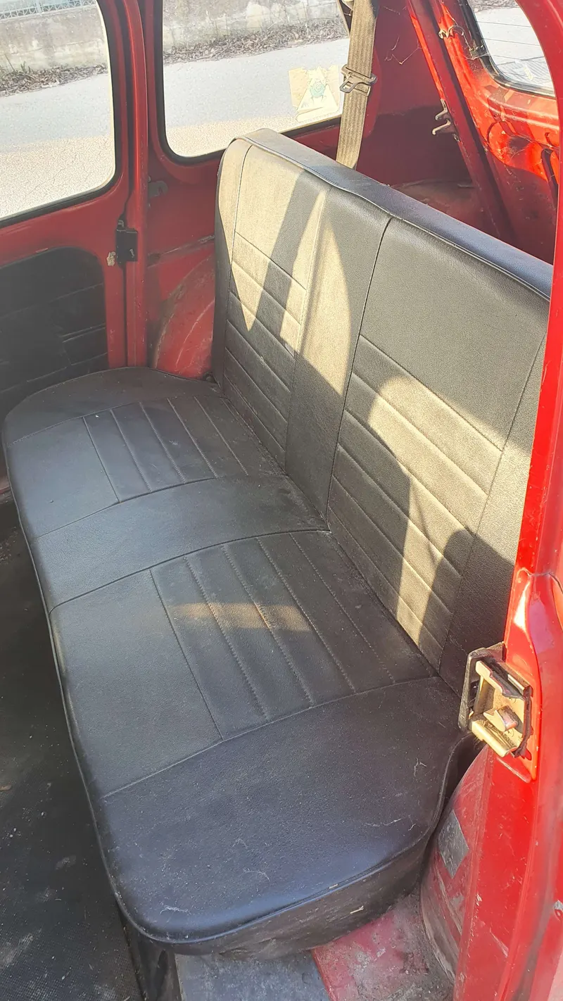 Renault 4 TL 950 9