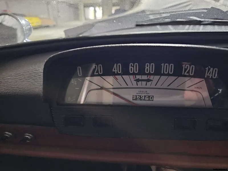 Fiat 850 Coupè Vignale 8