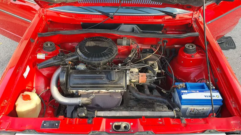 Volkswagen Golf 1.1 Cabriolet GL mk1 6