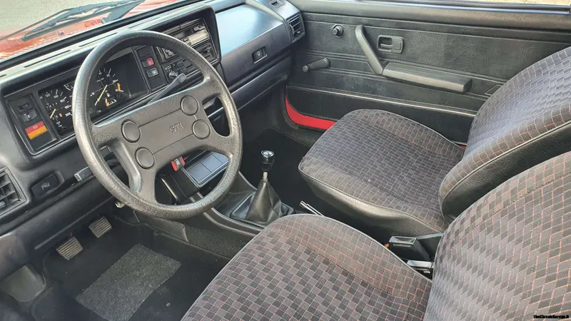 Volkswagen Golf 1.1 Cabriolet GL mk1 31