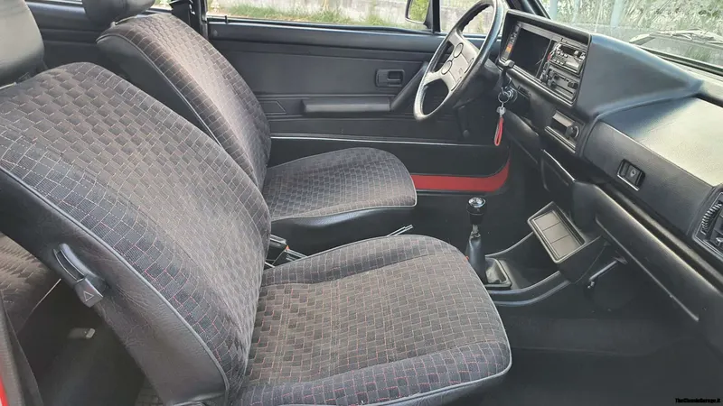 Volkswagen Golf 1.1 Cabriolet GL mk1 26