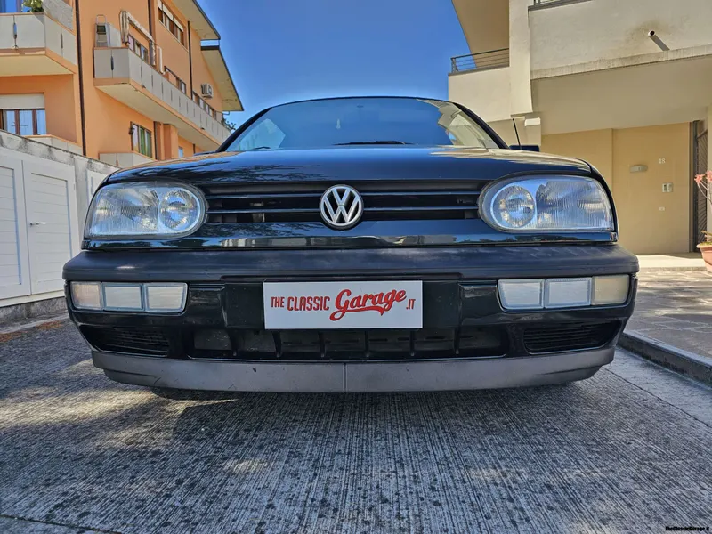 Volkswagen Golf 1.8 Cabriolet mk3 24