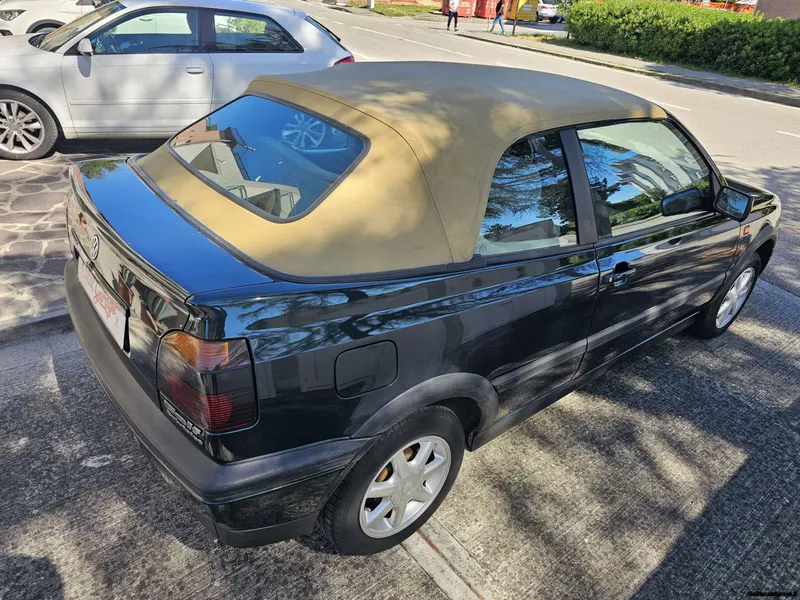 Volkswagen Golf 1.8 Cabriolet mk3 22